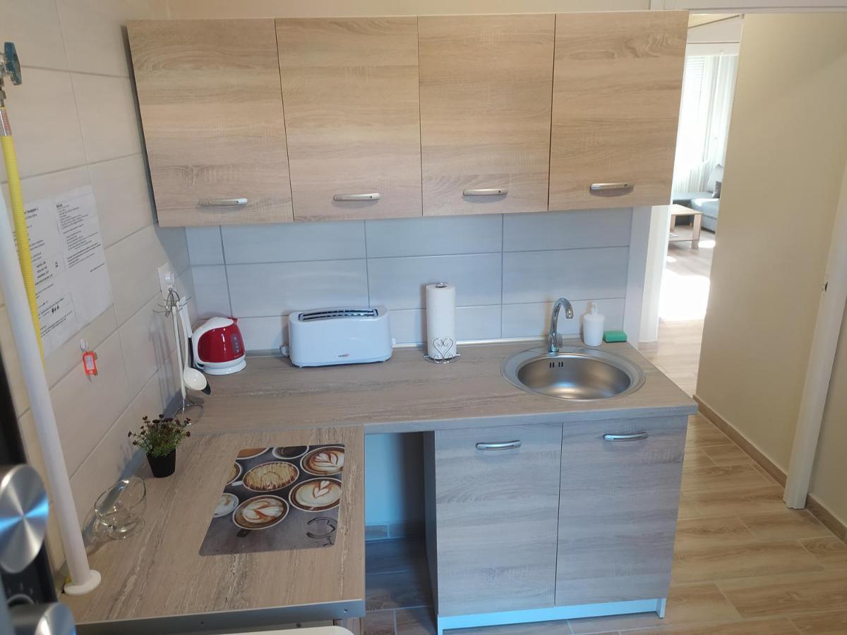 Krenusz Vendeghaz 2. Apartment