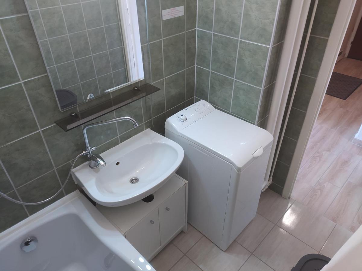 Krenusz Vendeghaz 2. Apartment